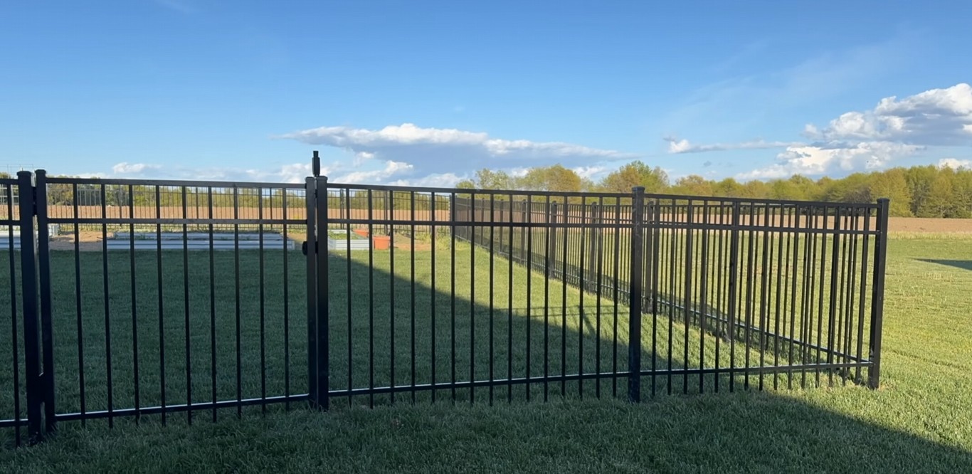 Aluminum Fences in Hollister, CA